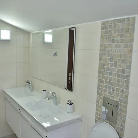 شقة San زلاتيبور